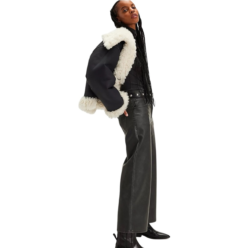 Kiki Sherpa Jacket in Black Combo | Size Small | NWT - Picture 5 of 13